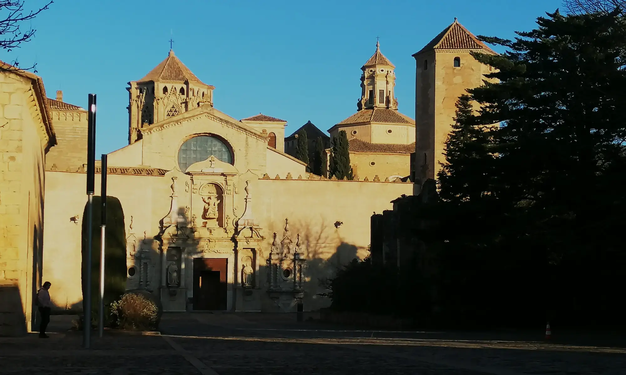 Poblet_01_px_2000x1200px